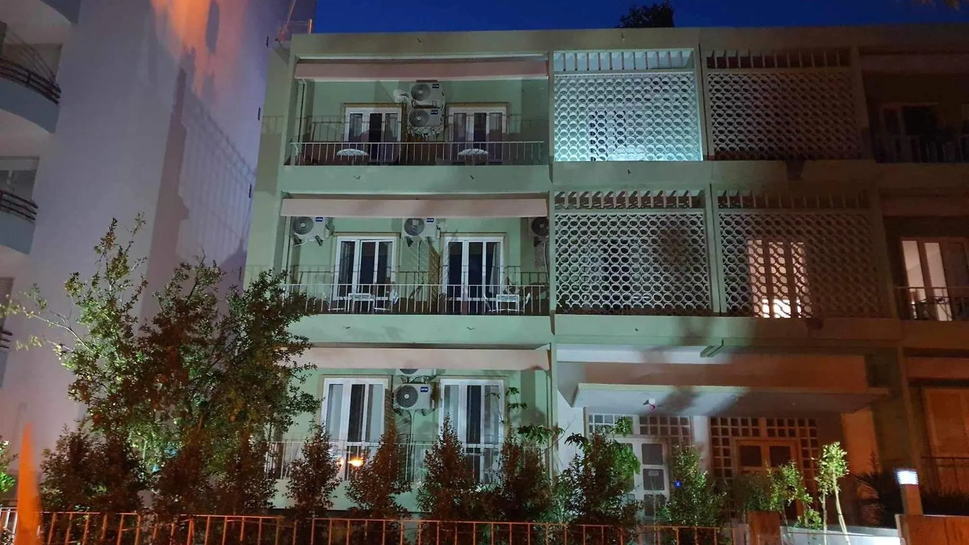 Greenth Avenue Faro